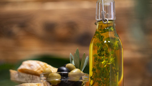 Herbal Remedies for Dandruff-Free Hair